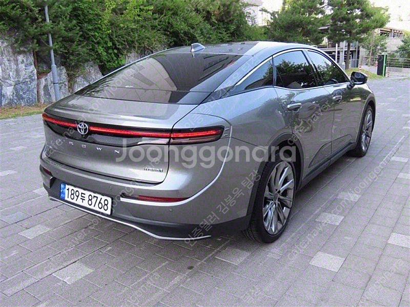 토요타 크라운 중고 크라운 2023년식 12,700km...--4