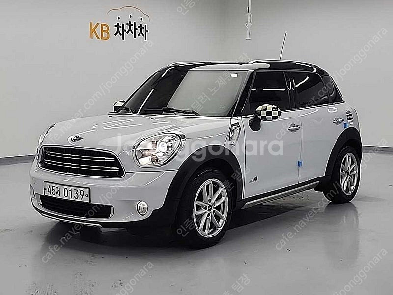 미니 컨트리맨 중고차 미니 수입중고차 흰색 2016년식...--0