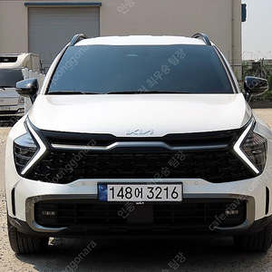 디올뉴 스포티지 중고 스포티지 디 올뉴스포티지 중고 가격 흰색 2024년식 5,399km 2.0 LPG 2WD 시그니처 그래비티 중고차 추천
