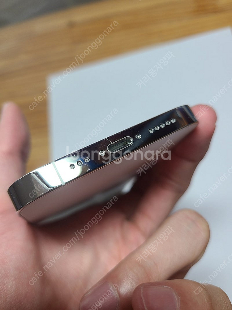 아이폰 14프로 256GB 실버 자급제 판매합니다.--3