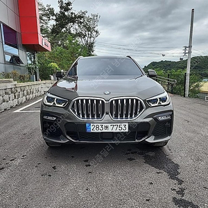 BMW X6 중고차 할부 개인사업자 차량구매 수입중고차 회색 2021년식 53,555km xDrive 40d M 스포츠 실시간 차량견적문의