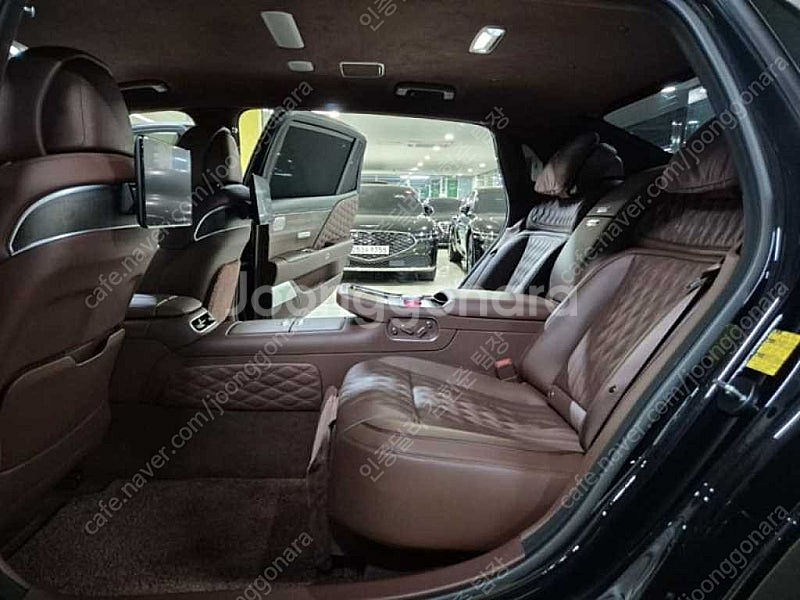 제네시스 G90 중고차 가격 제네시스 중고 2023년식...--9