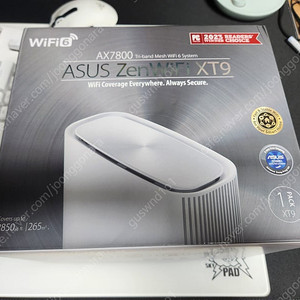 ASUS ZENWIFI XT9 AX7800 화이트 공유기 팝니다.