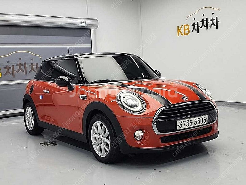 미니 쿠퍼 중고차 미니쿠퍼 중고 주황색 2019년식 5...--5