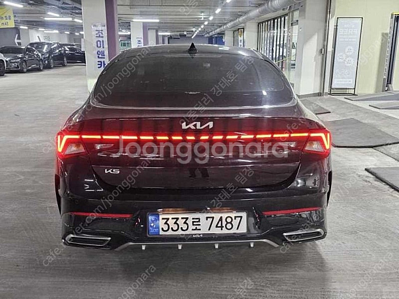 중고차 기아 K5 3세대 중고 검정색 2023년식 21...--6