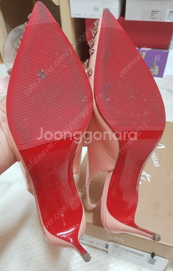루부탱 드라마70 슬링백 37.5 사이즈--6