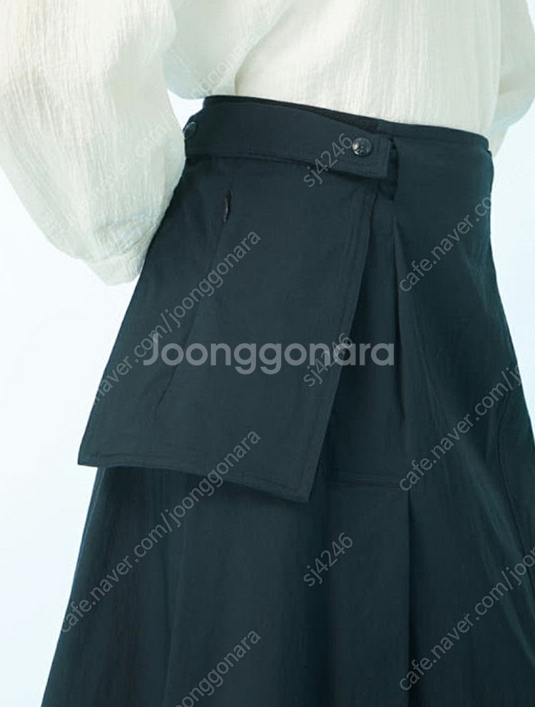 듀엘 2023SS 벨티드포켓 롱스커트 55사이즈--7