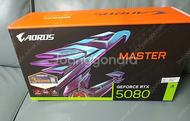 기가바이트 5080 어로스마스터 / 라이젠 9800x3...--0