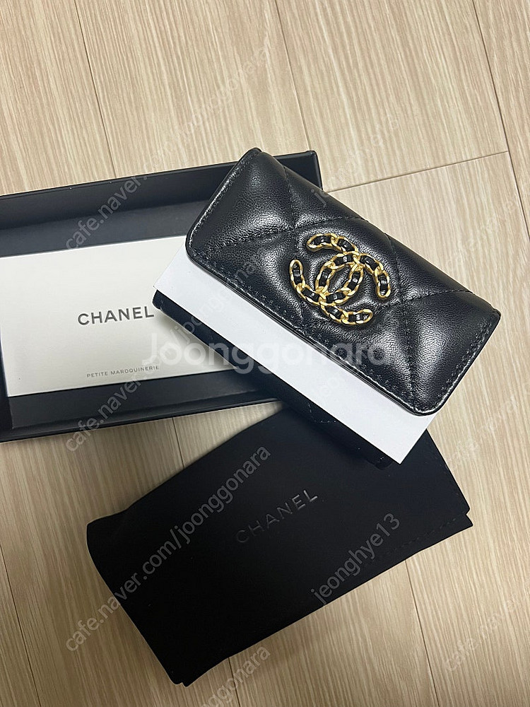 [최종가] Chanel 샤넬19 플랩 카드 홀더 똑딱이...--0