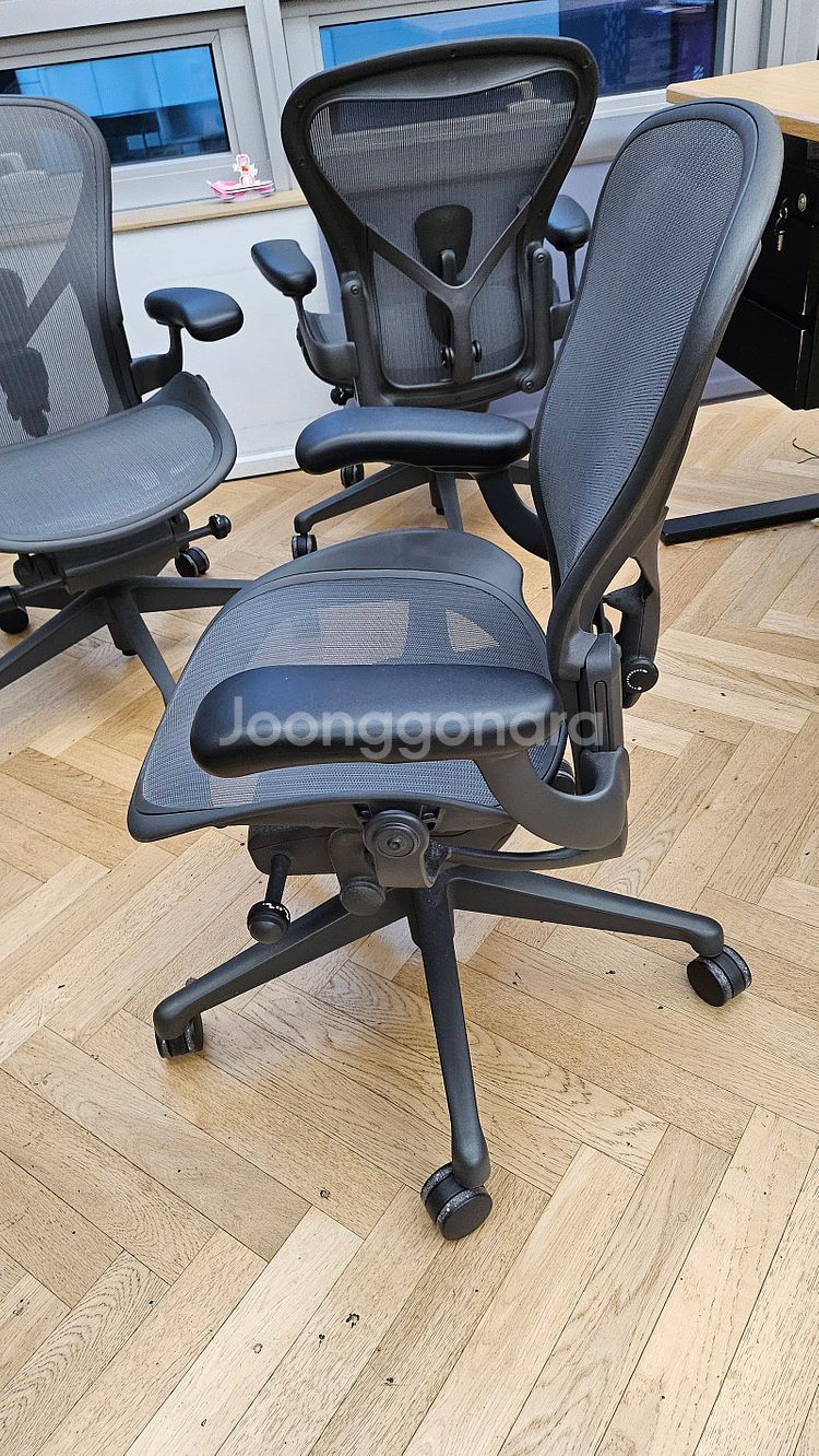 퍼시스인에이블 데스커모션데스크 데스커 한샘책상 허먼밀러...--2