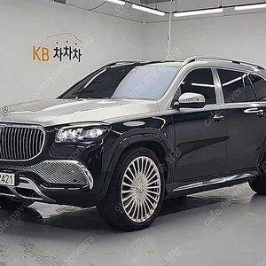 벤츠 GLS 중고 벤츠 GLS클래스 중고 gls클래스 검정색 2021년식 40,446km 마이바흐 GLS600 4MAITC 수원중고차