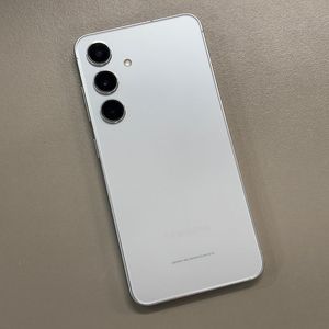 갤럭시S24 마블그레이색상 256용량 미파손 외관 초S급 동일기종대비 저렴한가격 46만 판매합니다