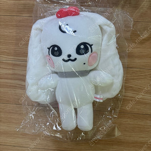 아이브 장원영 체리 30cm 인형 미개봉 새상품 팔아요