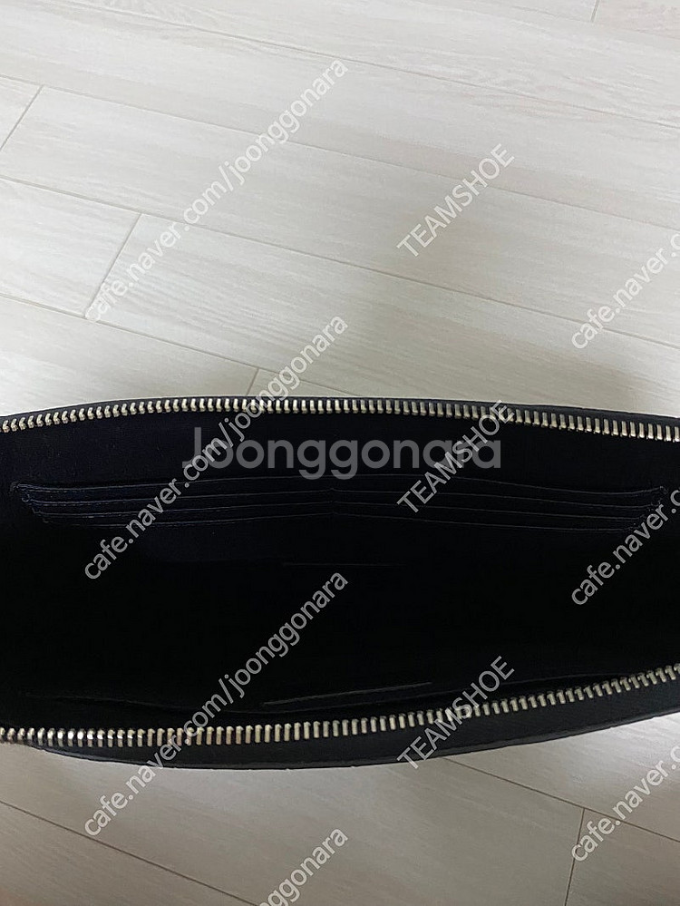 SAINT LAURENT 생로랑 클러치백--3