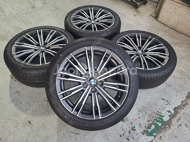 [판매]BMW G20 790m 18인치 휠타이어 팝니다--0
