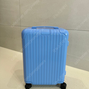 리모와 에센셜 캐빈 코발트블루