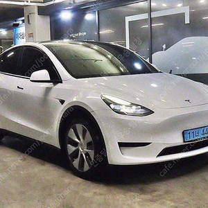 테슬라 모델 Y 중고 테슬라 중고 흰색 2023년식 17,915km RWD 수원중고차