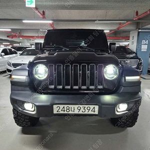 지프 랭글러 중고 랭글러 루비콘 중고 검정색 2019년식 2.0 루비콘 2도어 개인사업자 차량구매
