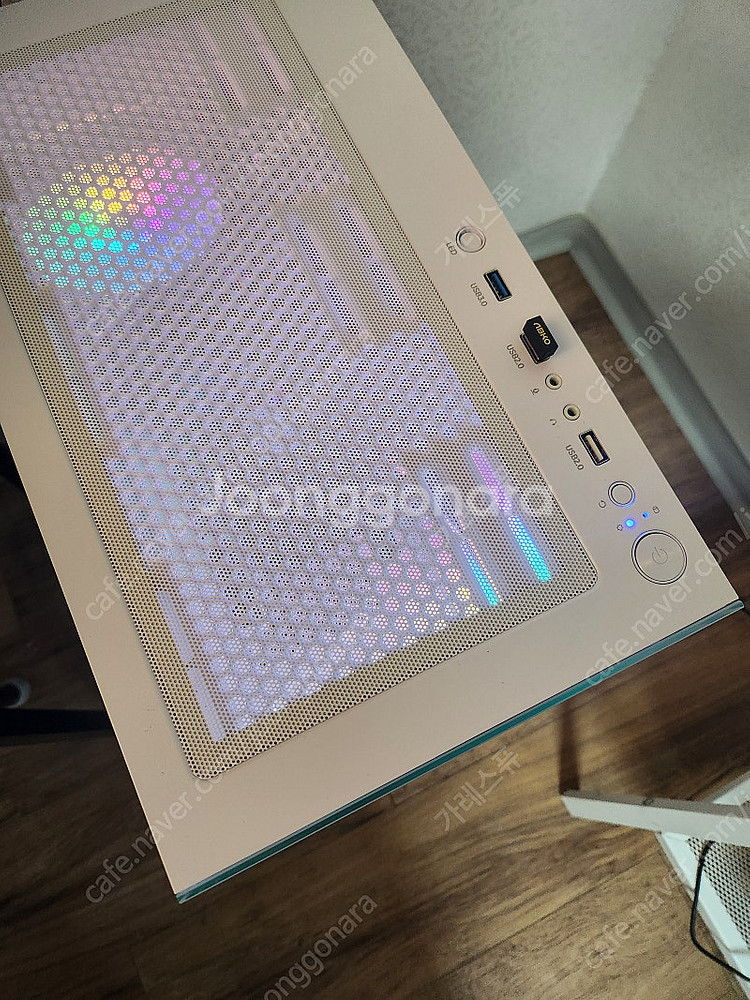 게이밍컴퓨터팝니다! AMD5600 RTX3050--3