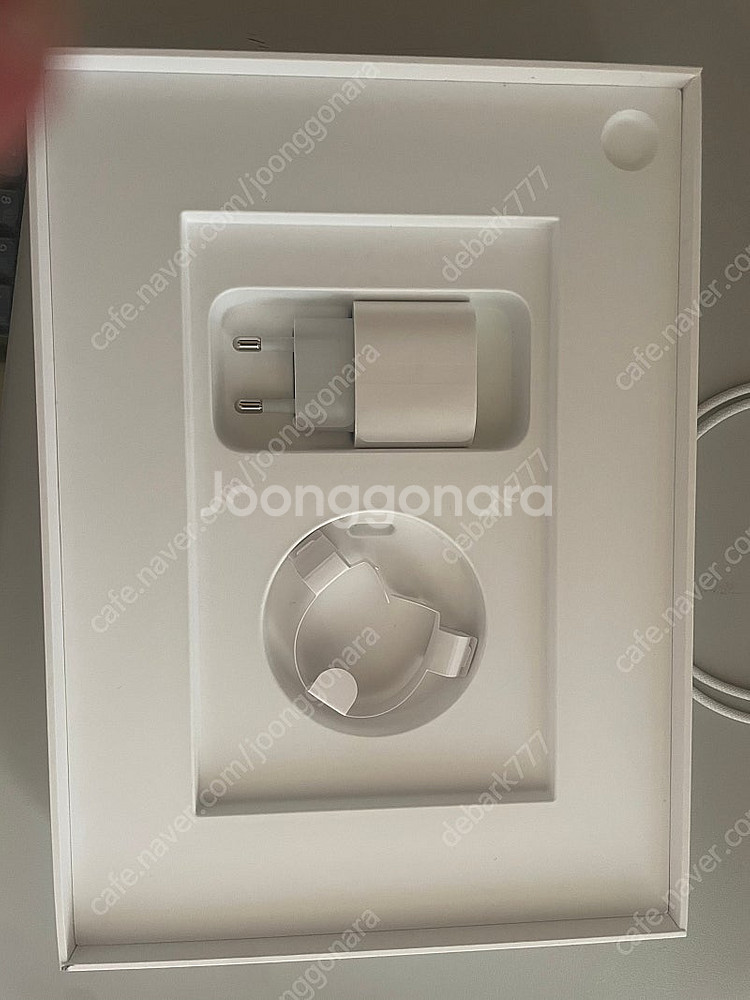 대전 상태 좋은 아이패드10 64g 와이파이 판매합니다...--6