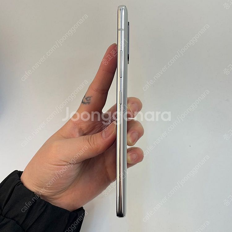 91975(울산중고폰) 갤럭시퀀텀 실버 128GB 판매...--6