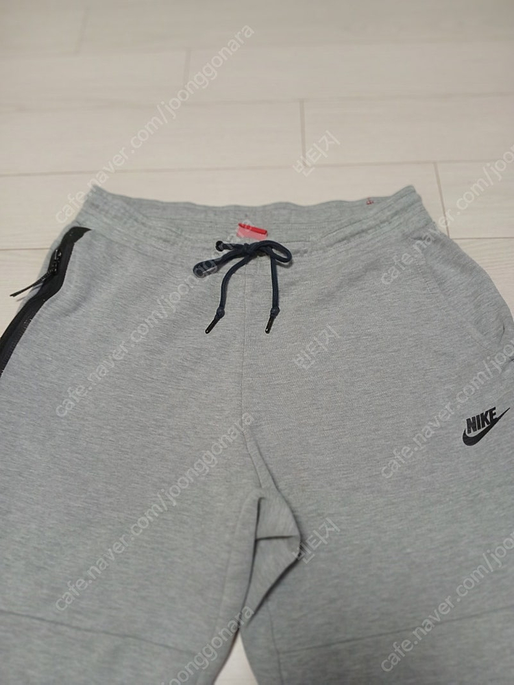 나이키 테크팩 반바지 이미지