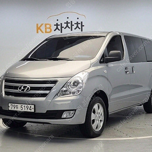 스타렉스 중고 그랜드 스타렉스 중고차 회색 2018년식 12,257km 12인승 왜건 4WD 모던 수원중고차