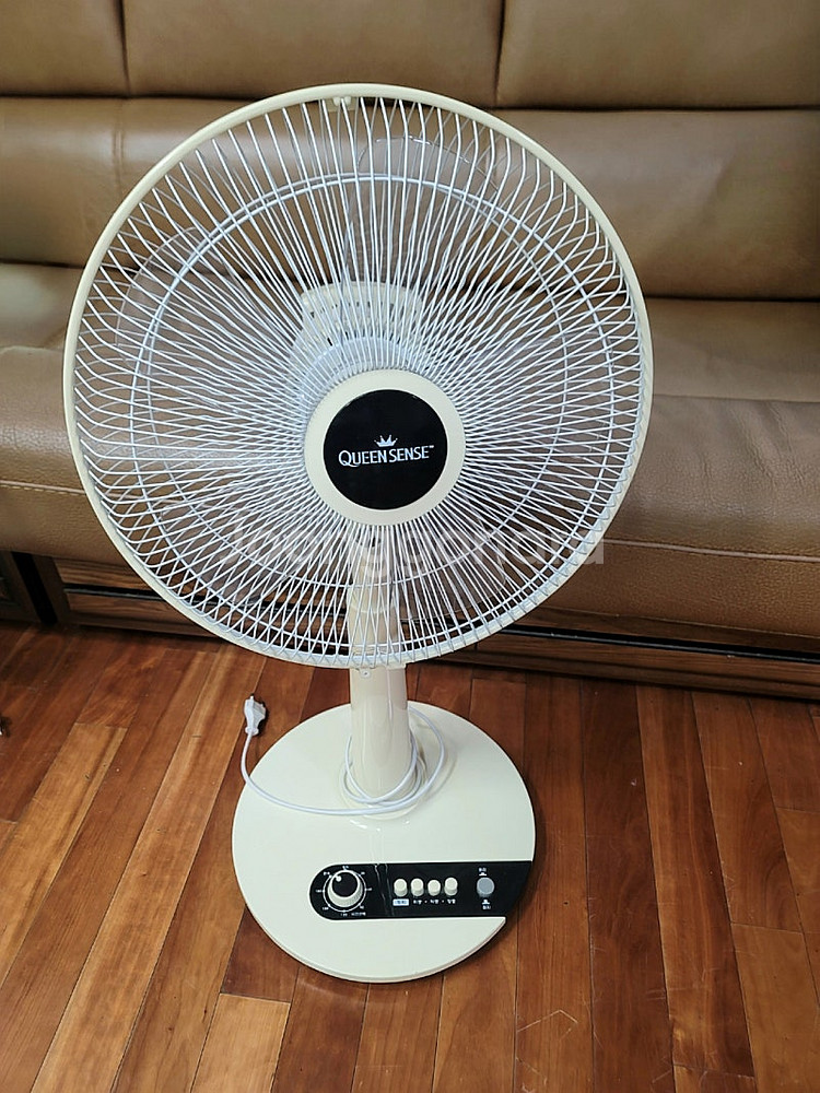 스탠드형 선풍기 여러대 (14인치, 서큘레이터)--0