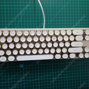 <삽니다> 앱코 68키 키보드 k580, k585, k680를 삽니다.