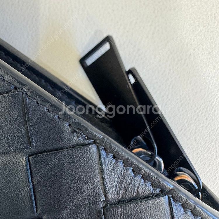보테가베네타 도큐먼트 케이스 클러치 블랙--1