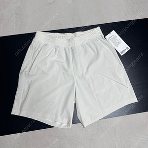 룰루레몬 페이스 브레이커 라이너리스 쇼츠 7