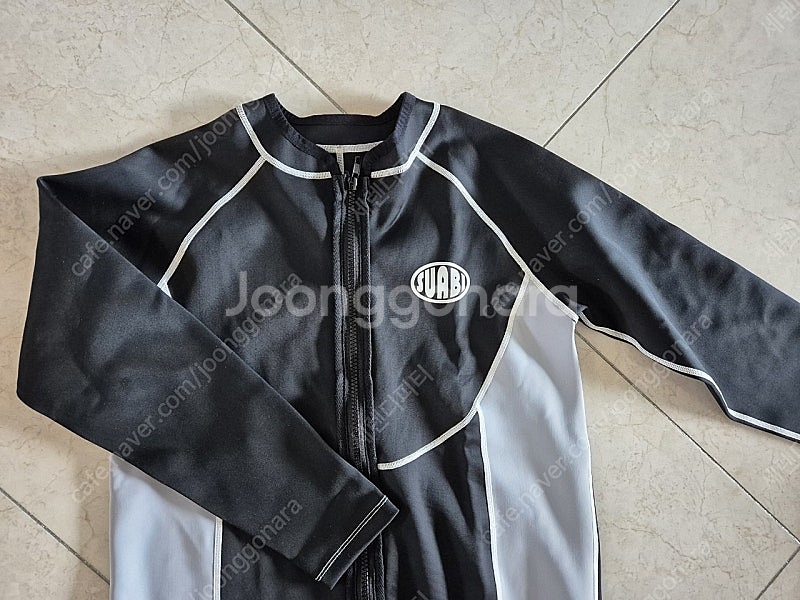 수아바 올인원 래쉬가드 판매해요--1