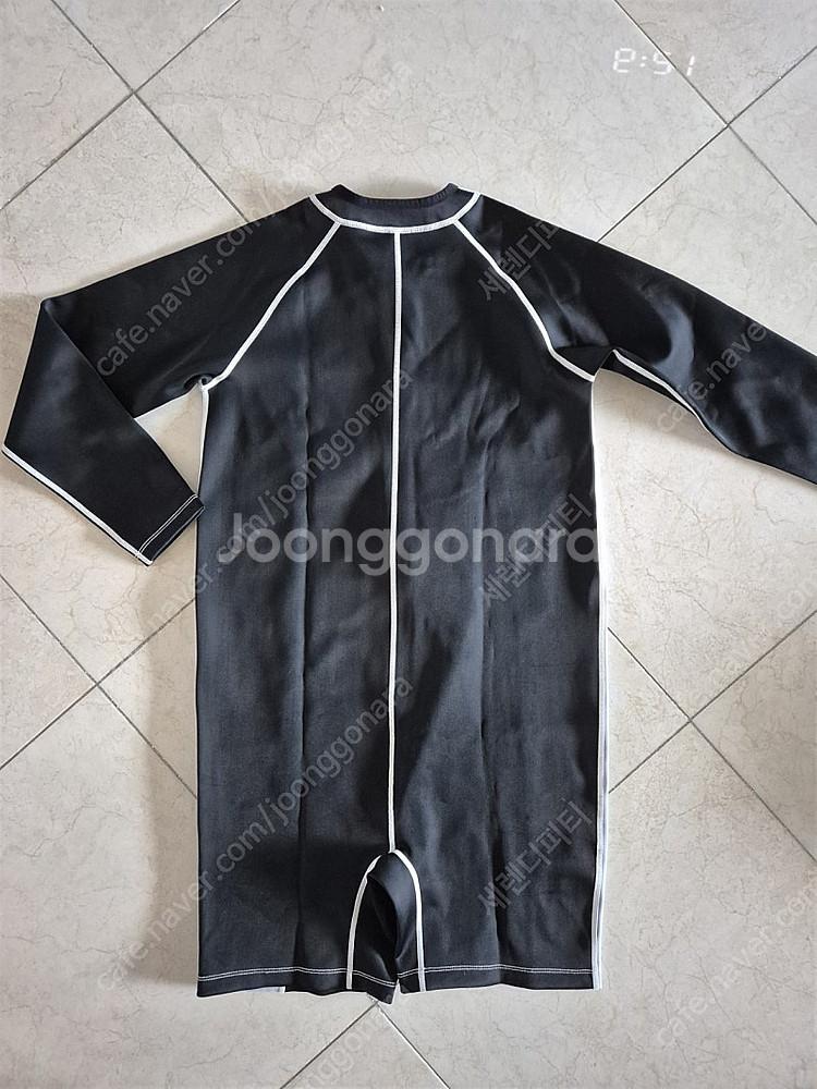 수아바 올인원 래쉬가드 판매해요--2