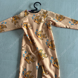 휴고러브스티키 래쉬가드 4t 45000원