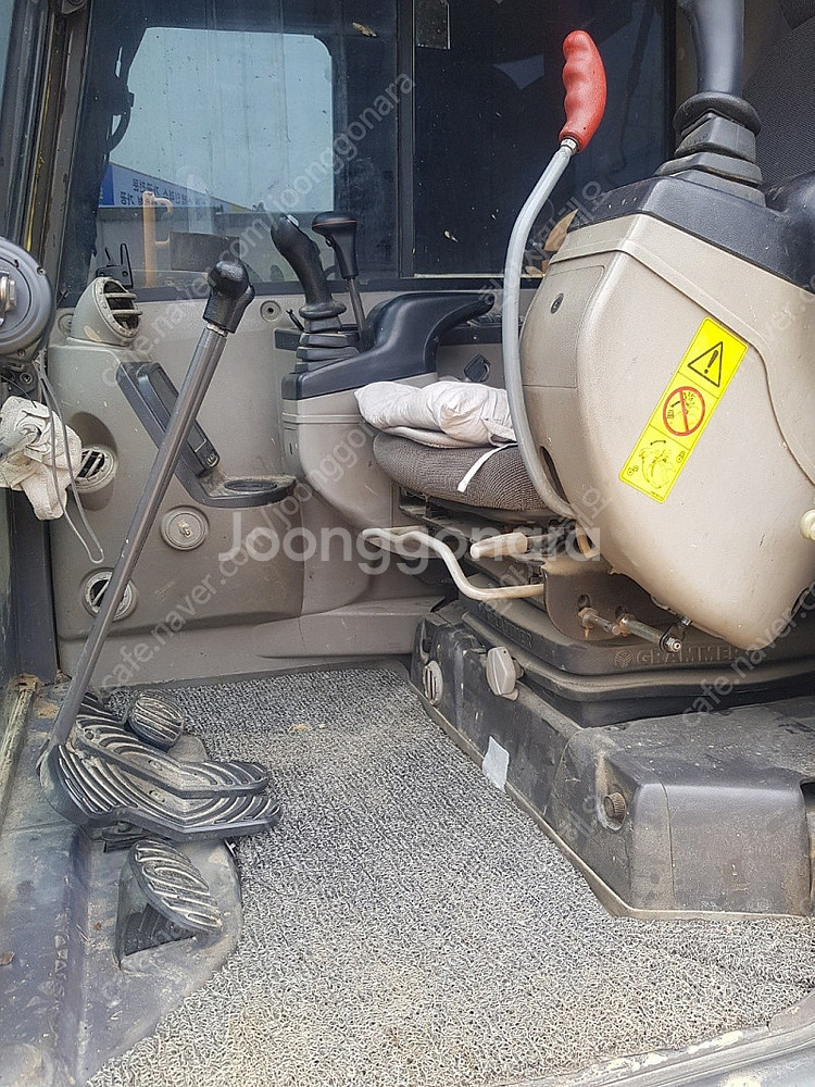 02굴삭기 볼보EC55C (집게장착) 2012년 상태A급 팝니다.--7