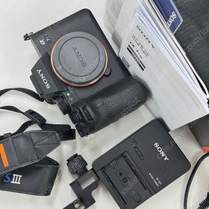 소니 A7S3 , 70-300mm , 탐론 20-40mm , 시그마 아트사무식 35.4 , 24-70mm 시계륵 , 24-240mm , 18105G