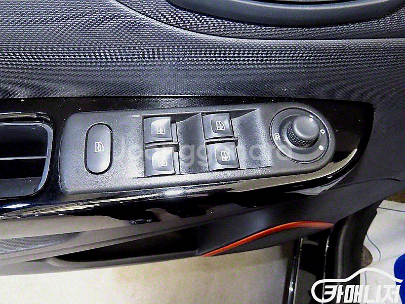 르노코리아(삼성) QM3 디젤 1.5 RE 중고 QM3 디젤 1.5 RE 중고차--4