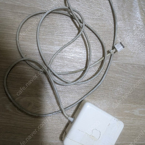 하자 있는 맥북 A1286 충전기