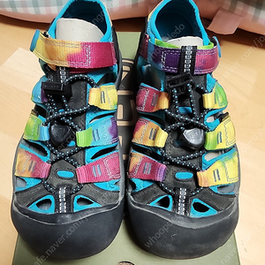 Keen 킨 뉴포트 샌달 210사이즈