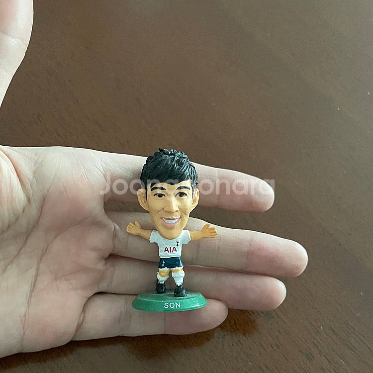 손흥민 피규어 굿즈 <영국 현지 토트넘 공식스토어 구매...--1