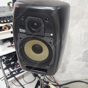 vxt8 krk 모니터스피커 스피커스탠드 포함 1조