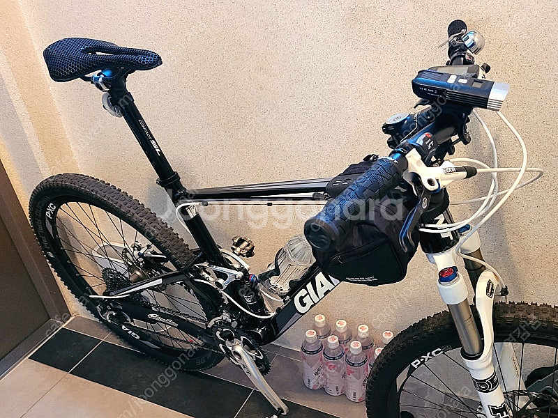 자이언트 앤썸 x1 풀샥 30단 MTB 자전거--0