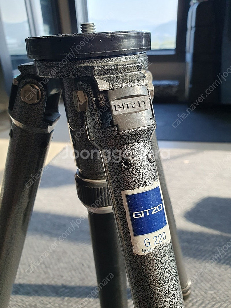 짖조 짓조 GITZO 구형 알리미늄 삼각대 2개 팝니다--7