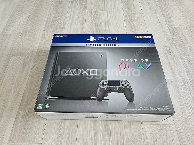 PS4 한정판 2019 데이즈오브플레이 1TB--0