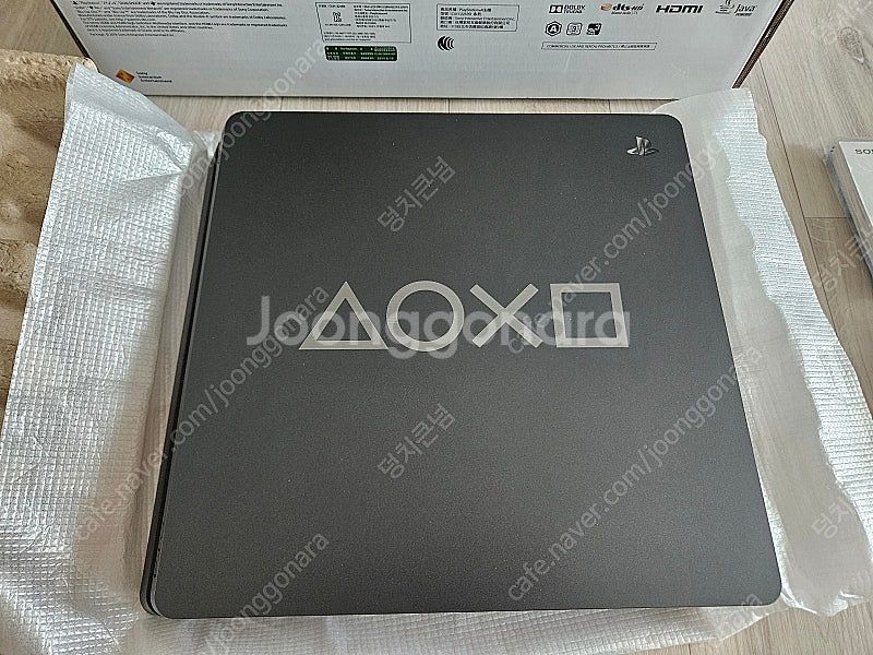 PS4 한정판 2019 데이즈오브플레이 1TB--6