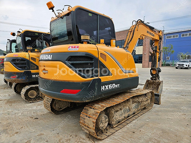 현대 HX60MT 2019년식 코끼리집게 회전라인 발판...--2
