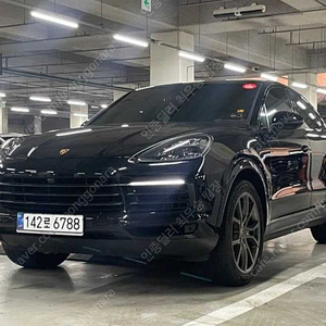 포르쉐 카이엔 중고 포르쉐 중고 수입중고자동차 2020년식 39,959km 3.0 쿠페 수원중고차