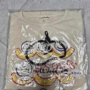 리미떼두두 원피스 & 러플 티셔츠 2xl 130 새상품 판매해요