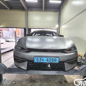 기아 EV6 롱레인지 AWD 중고 EV6 롱레인지 AWD 중고차