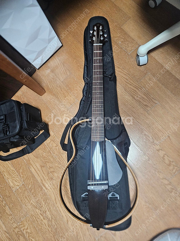 야마하 사일런트 기타 SLG-200S 판매합니다.--0